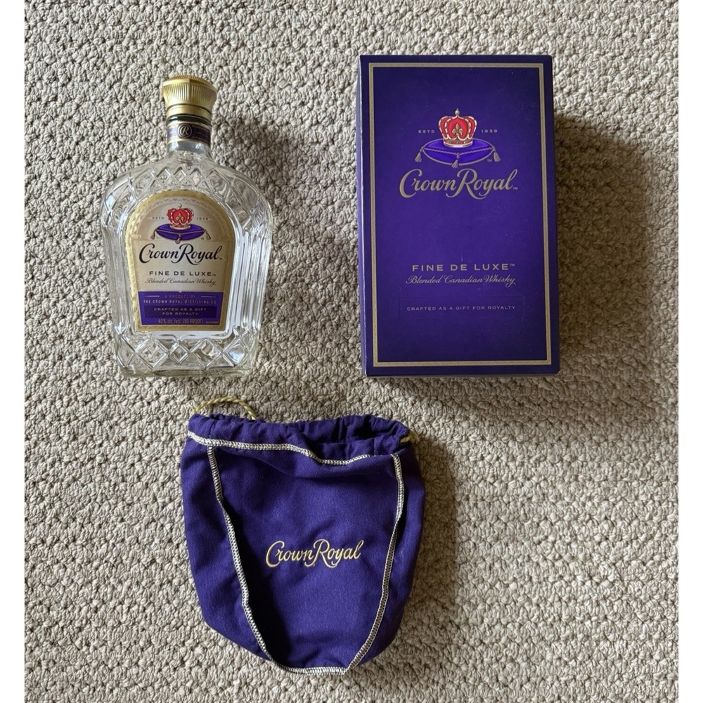 Crown Royal Whiskey Empty 750ml Bottle Box & Bag‎